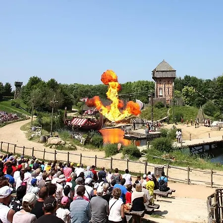 Samuel Centre Les Herbiers, 10 Min Du Puy Du Fou *