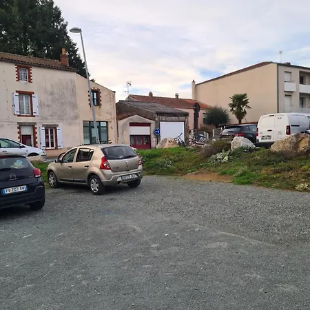 Samuel Centre Les Herbiers, 10 Min Du Puy Du Fou Lejlighed