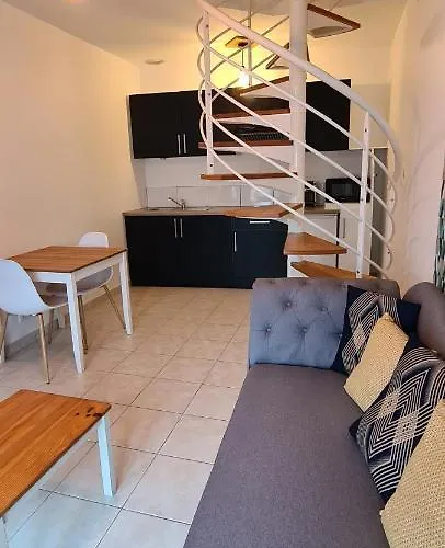 Appartement Samuel Centre Les Herbiers, 10 Min Du Puy Du Fou Les Herbiers