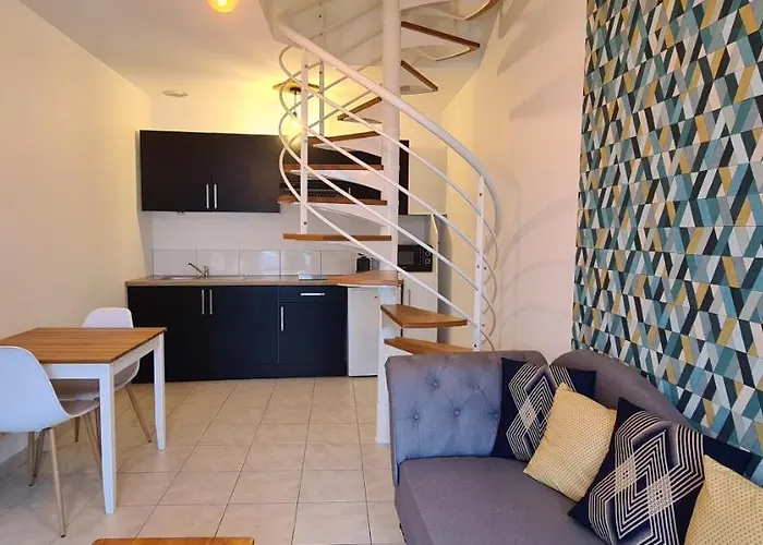 Samuel Centre Les Herbiers, 10 Min Du Puy Du Fou *